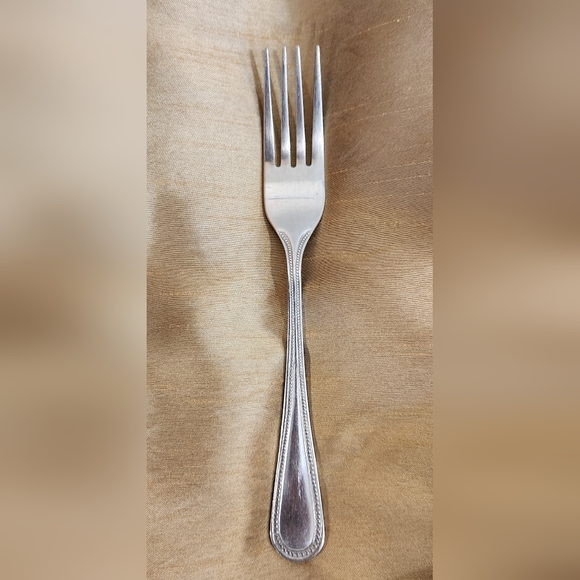ROYAL HOUSEHOLD STAINLESS DINNER FORK Rhh2 BEADED EDGE - Picture 1 of 2